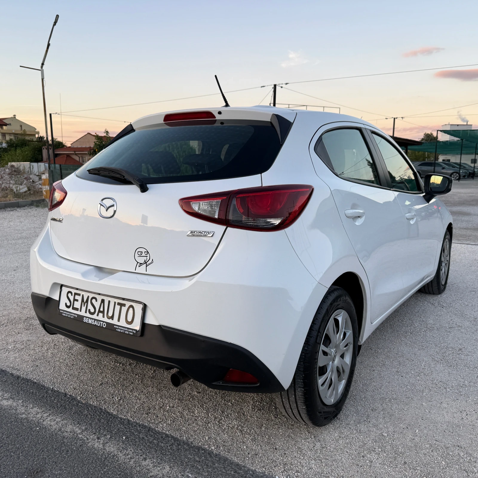 Mazda 2 1.5i Prime-Line, снимка 4 - Автомобили и джипове - 56030498