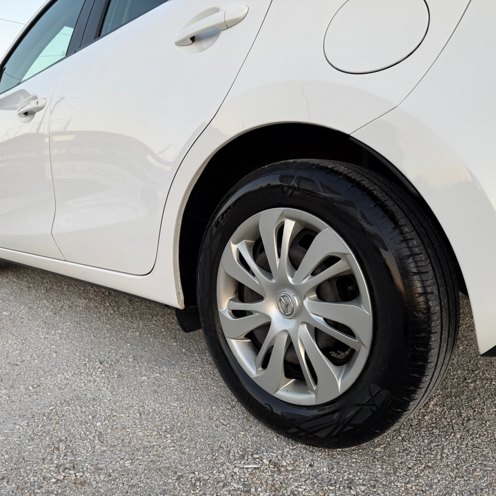 Mazda 2 1.5i Prime-Line, снимка 7 - Автомобили и джипове - 56030498