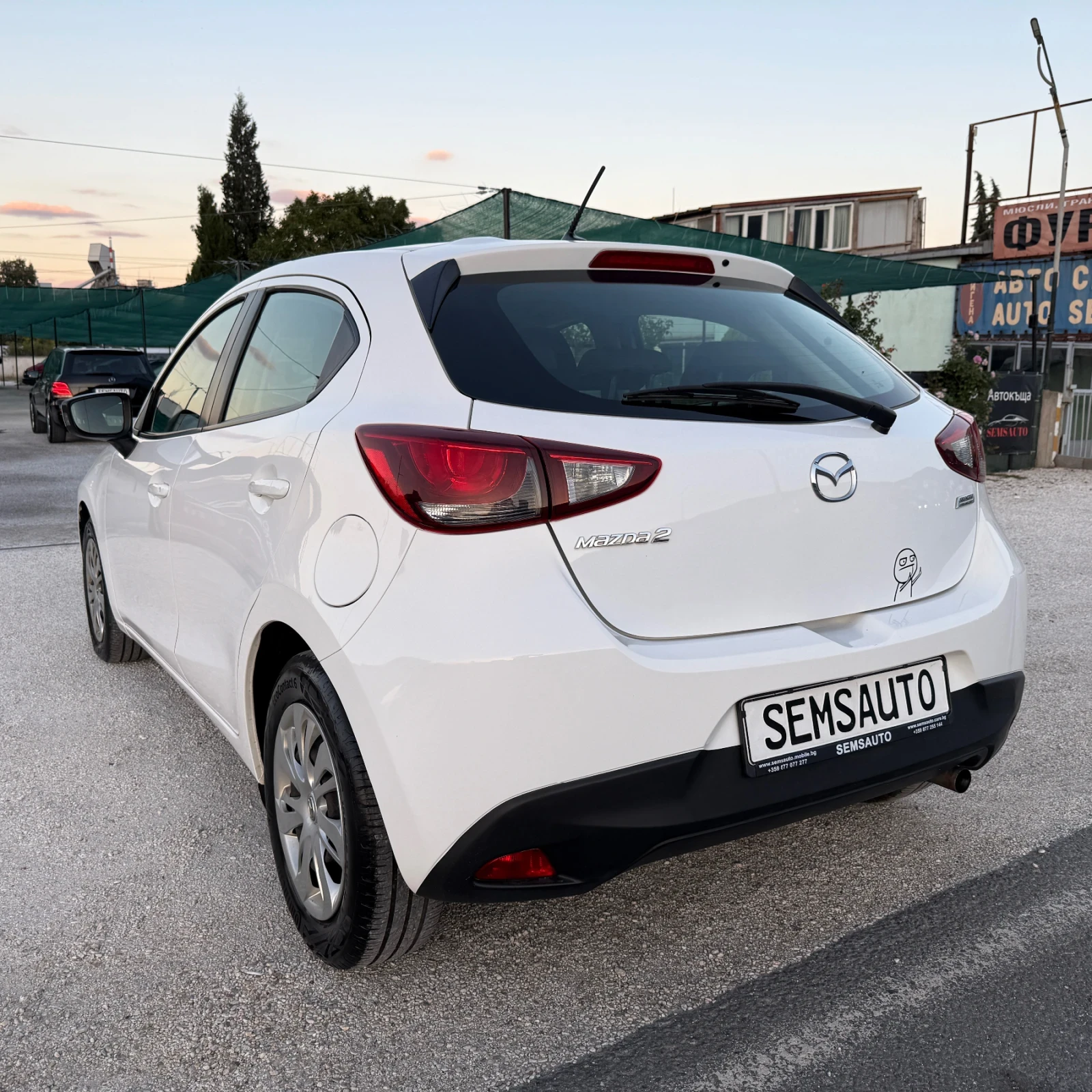 Mazda 2 1.5i Prime-Line, снимка 6 - Автомобили и джипове - 56030498