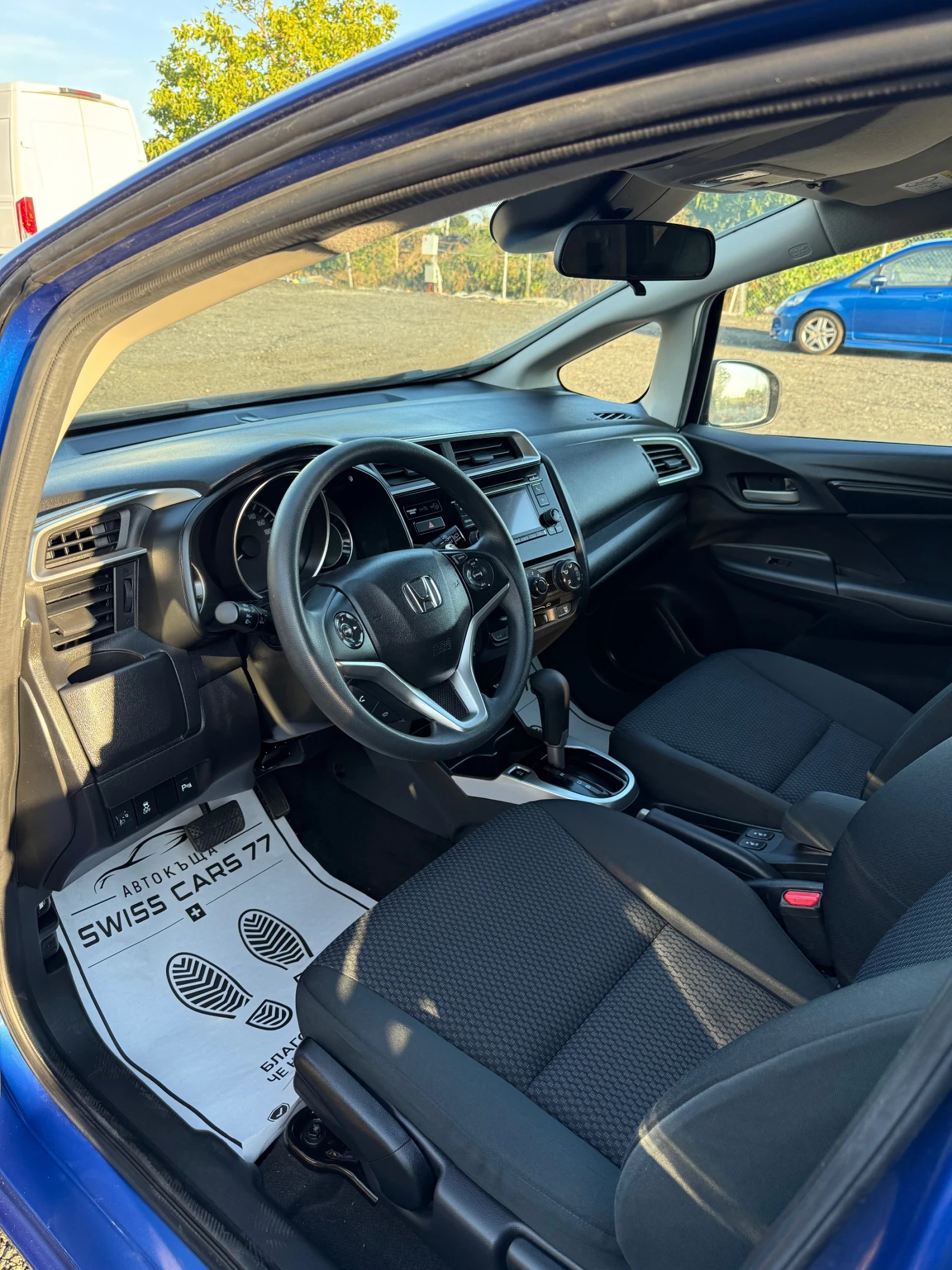 Honda Jazz 1.3i-VTEC Швейцария Автоматик 100% Реален Видео, снимка 10 - Автомобили и джипове - 56140004