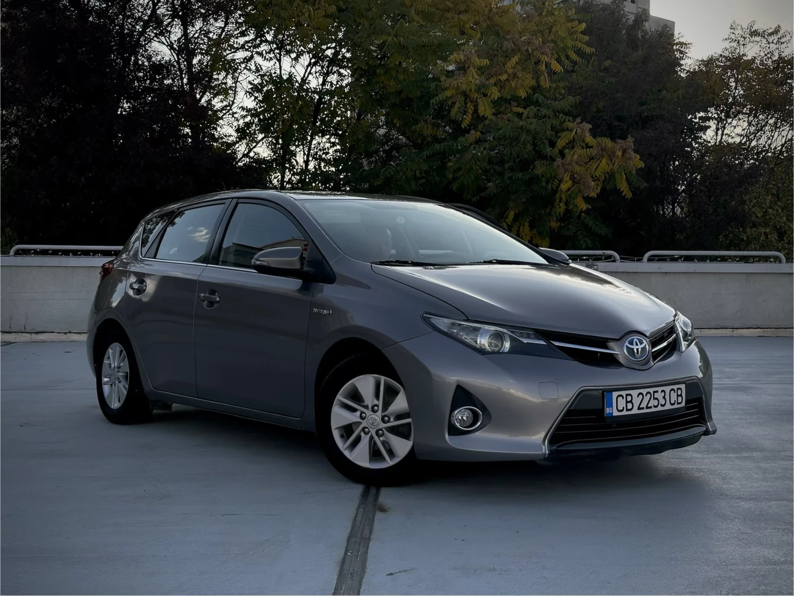 Toyota Auris II 1.8 Hybrid НОВА БАТЕРИЯ