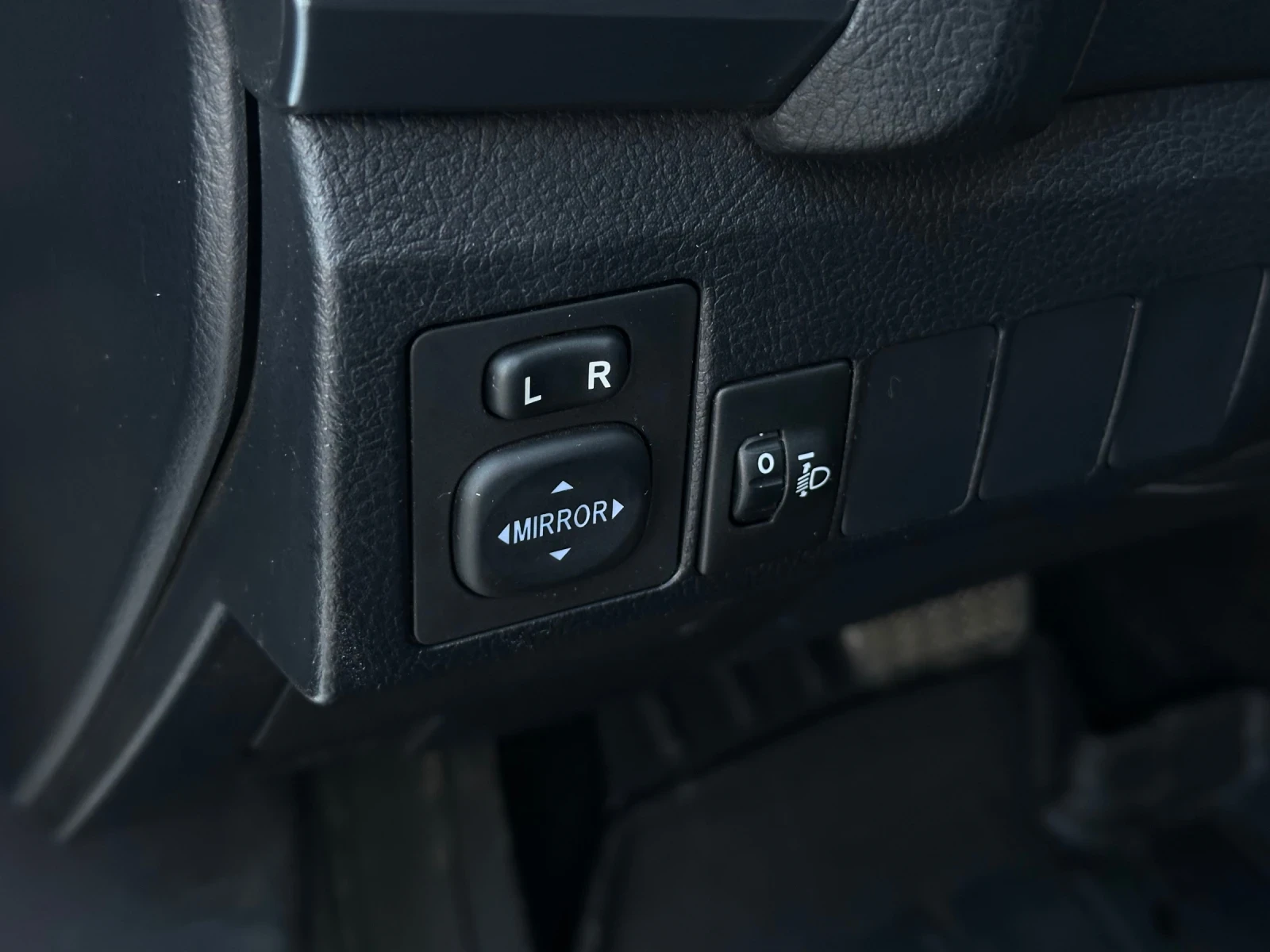 Toyota Auris II 1.8 Hybrid ���� ������� �������� | Mobile.bg � ����������� 14