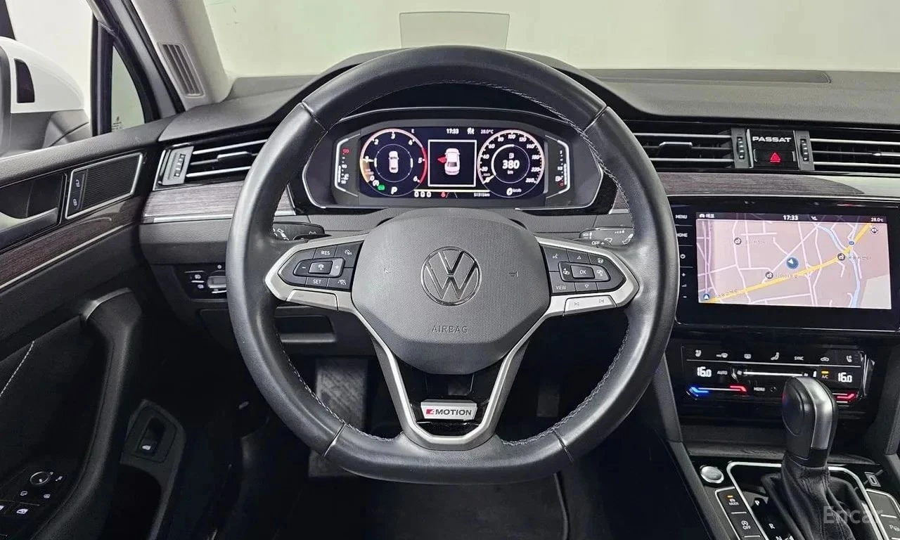 VW Passat, снимка 13 - Автомобили и джипове - 56729175
