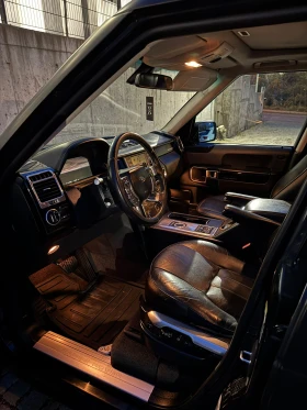 Land Rover Range rover V8/4x4/AUTO/NAVI/H&K/Memory/MULTY/Full service! - 24900 лв. / 12731.17 € - 11305338 7