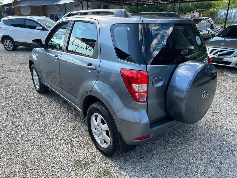 Daihatsu Terios 1.3 CX/4x4/LPG, снимка 8 - Автомобили и джипове - 46295955