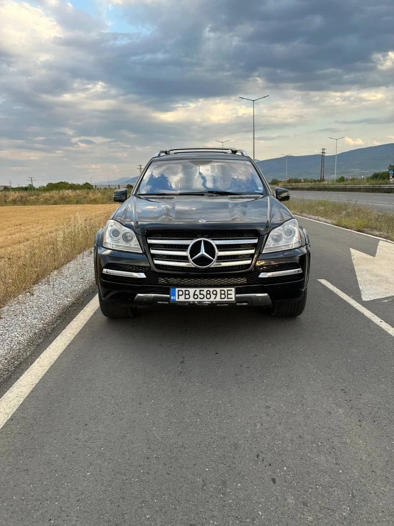 Mercedes-Benz GL 500 550 4 MATIC AMG .ГАЗ, РЕГИСТРИРАН, ОБСЛУЖЕН 158200, снимка 2 - Автомобили и джипове - 46997528