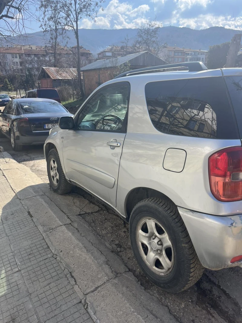 Toyota Rav4, снимка 5 - Автомобили и джипове - 49343960