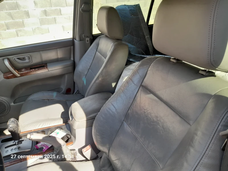 Kia Sorento 2.5, снимка 10 - Автомобили и джипове - 52311588