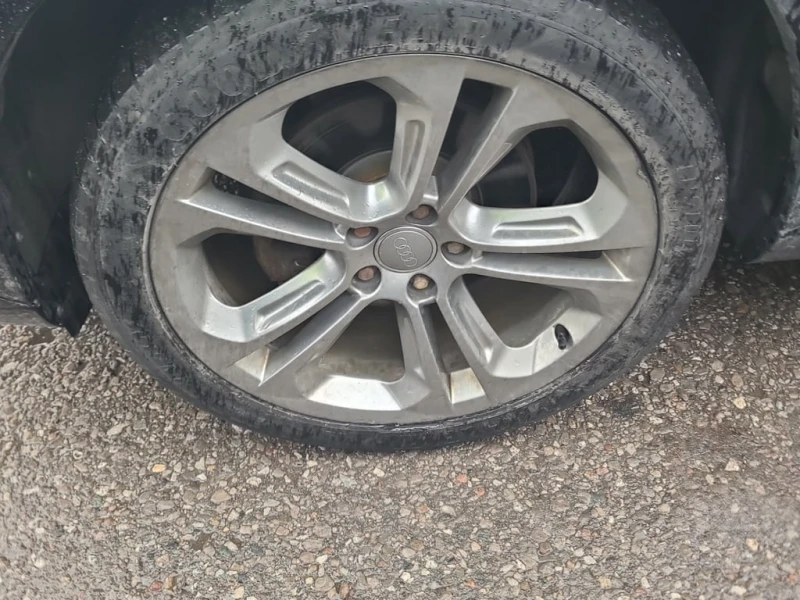 Audi Q3 * PROGRESSIV * CARFAX * ЦЕНА ДО БГ, снимка 13 - Автомобили и джипове - 53201341