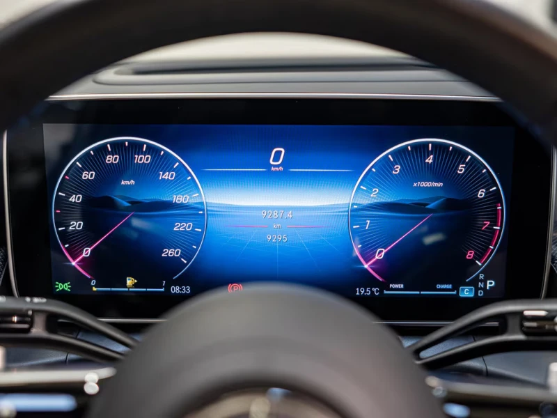 Mercedes-Benz GLC 300 COUPE/258HP/AMG/360/PANO/NIGHT/898v, снимка 14 - Автомобили и джипове - 53341900