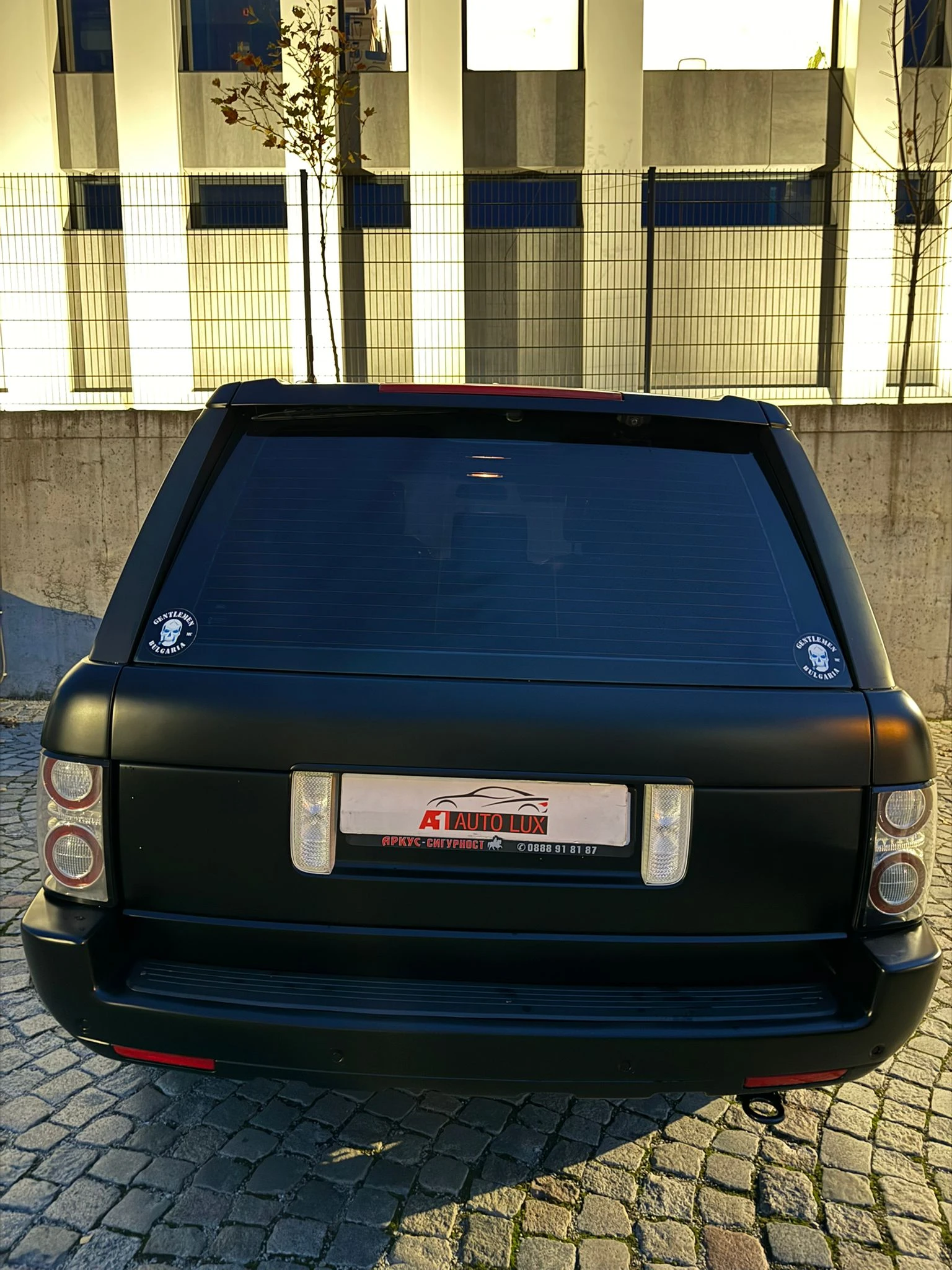 Land Rover Range rover V8/4x4/AUTO/NAVI/H&K/Memory/MULTY/Full service! - изображение 4