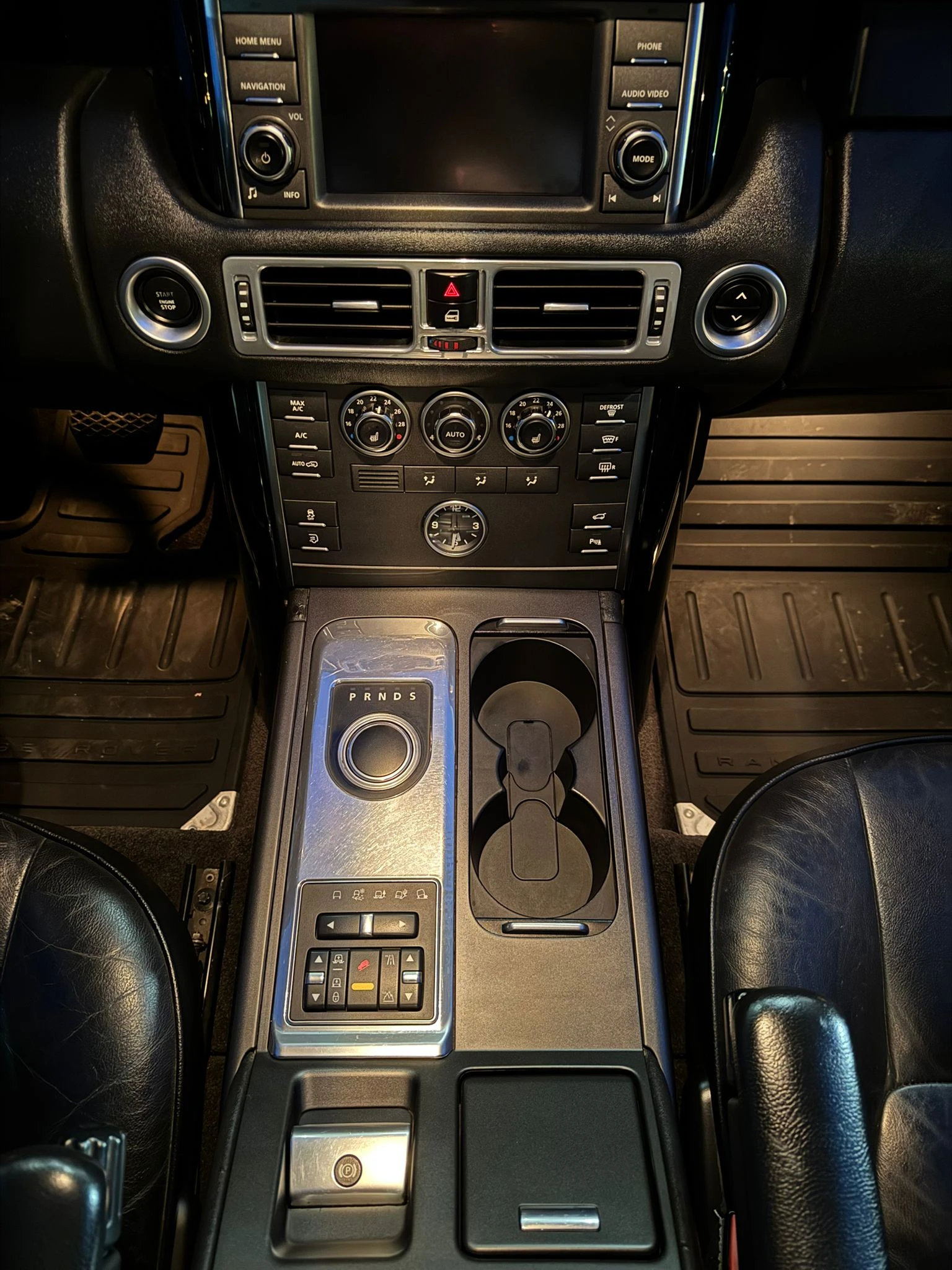 Land Rover Range rover V8/4x4/AUTO/NAVI/H&K/Memory/MULTY/Full service! - изображение 9