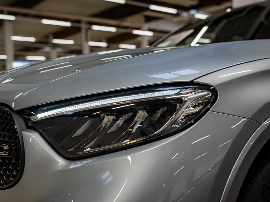 Mercedes-Benz GLC 300 COUPE/258HP/AMG/360/PANO/NIGHT/898v - изображение 3