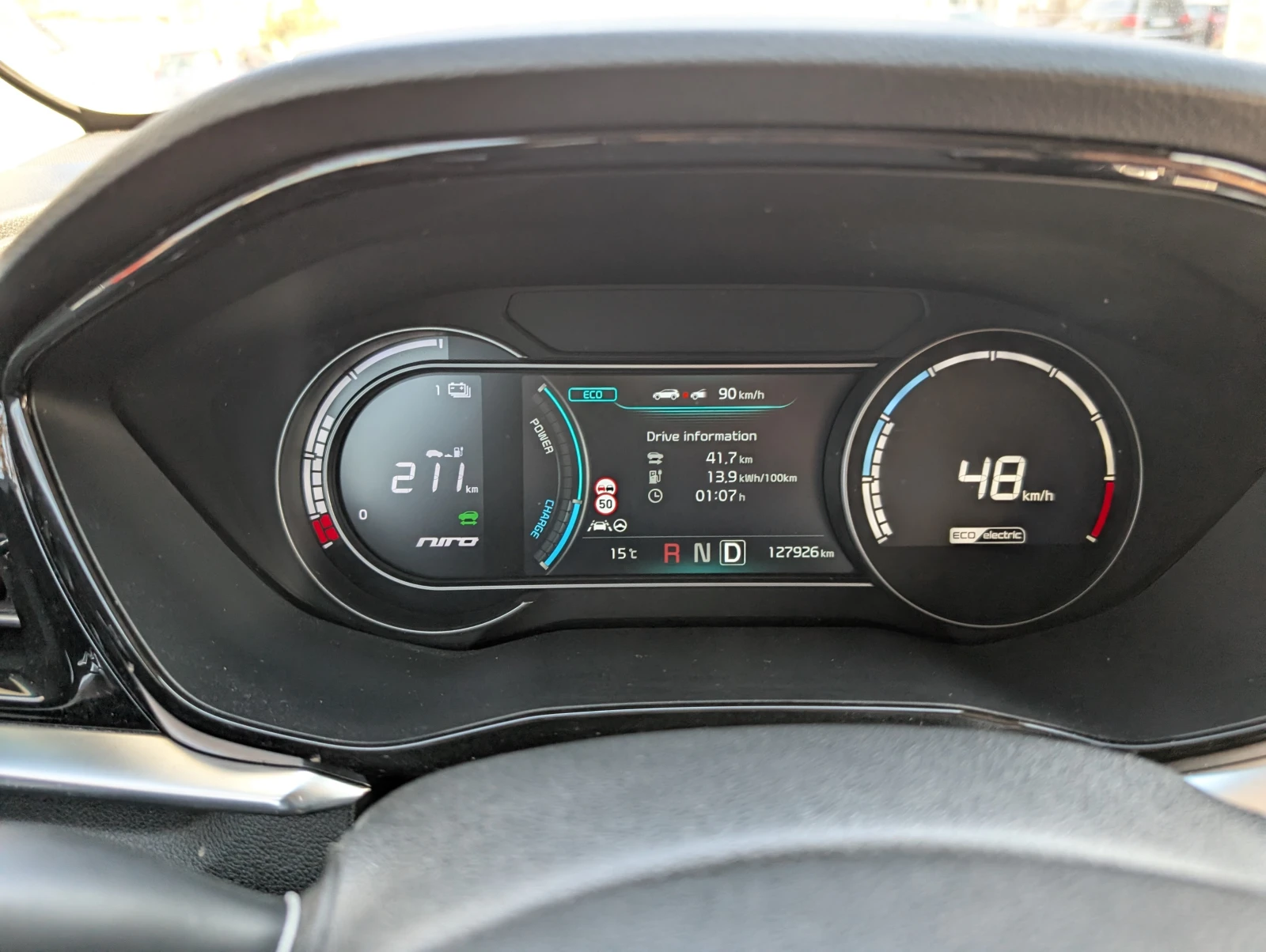 Kia Niro 64kw, Executive Line, снимка 12 - Автомобили и джипове - 53757329