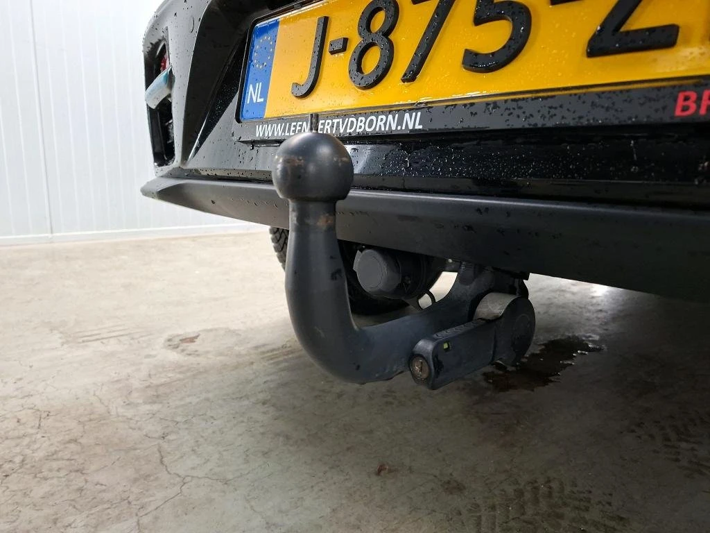 Kia Niro 64kw, Executive Line, снимка 13 - Автомобили и джипове - 53757329