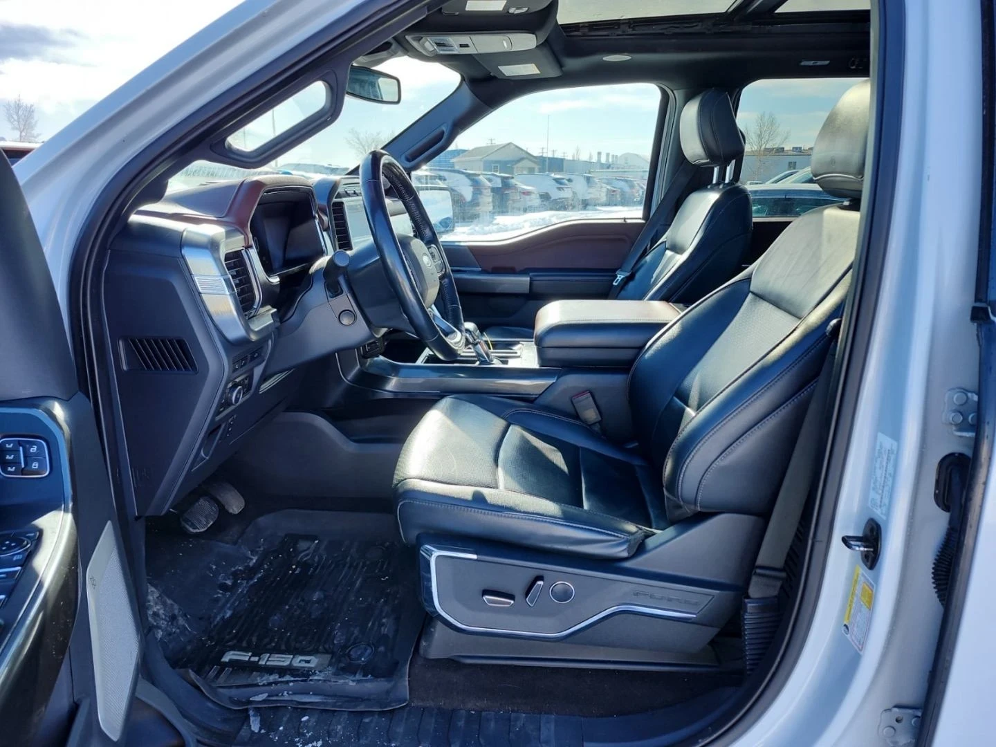 Ford F150 LARIAT CREW CAB SHORT BED* B&O* Обдух* Подгрев, снимка 6 - Автомобили и джипове - 53861403