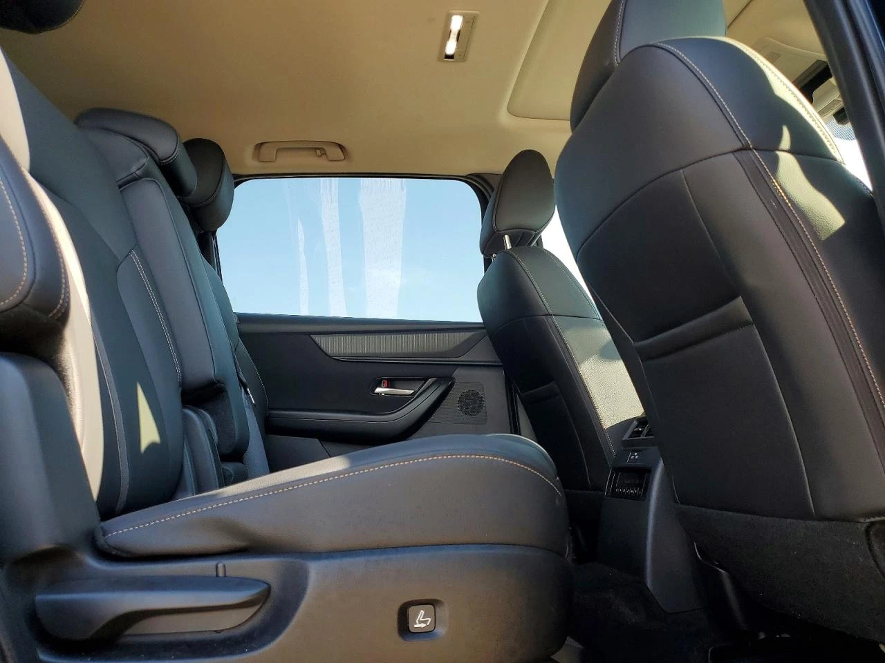 Mazda CX-90 PREMIUM SPORT* 6+ 1* HUD* ���������* BOSE* V6* 4X4 | Mobile.bg � ����������� 11