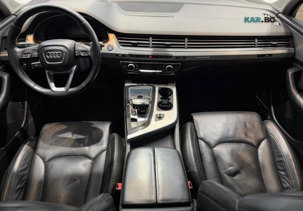 Audi Q7 Technik * Масаж * 360 * АвтоКредит * (ЦЕНА ДО БГ), снимка 6 - Автомобили и джипове - 55712672