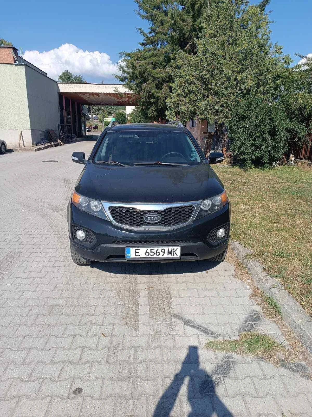 Kia Sorento 2.2, снимка 2 - Автомобили и джипове - 55977233