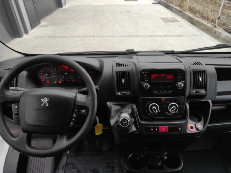 Peugeot Boxer Лизинг euro 6, снимка 9 - Бусове и автобуси - 40025871