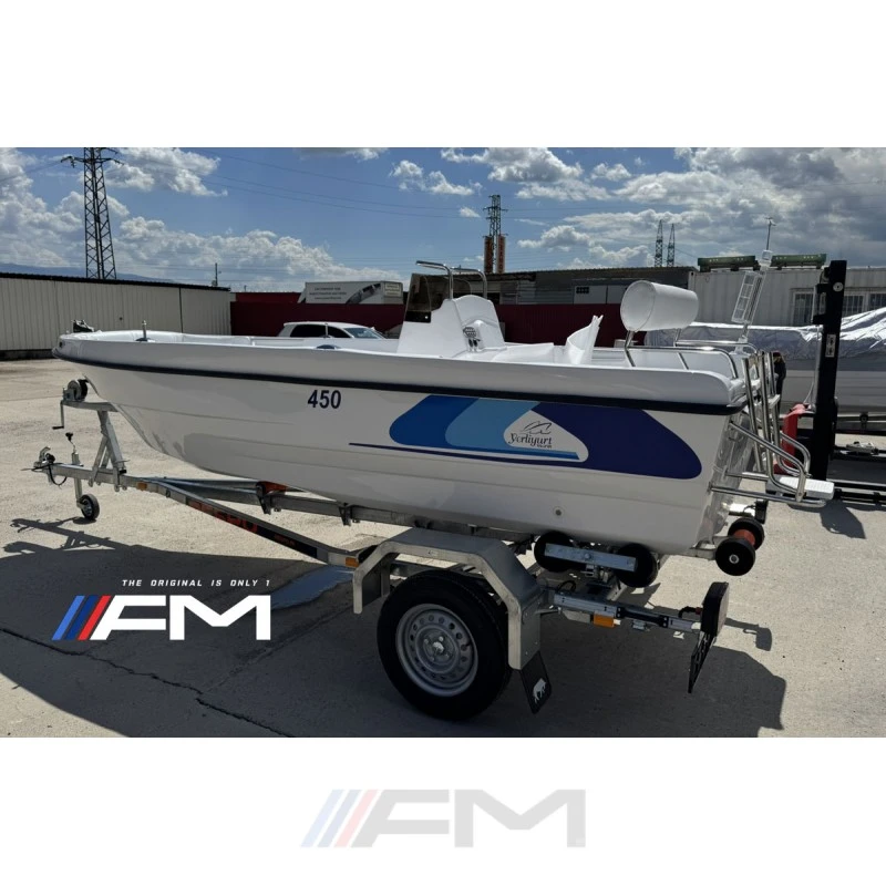 Лодка YERLIYURT 450 Sandy LX CC