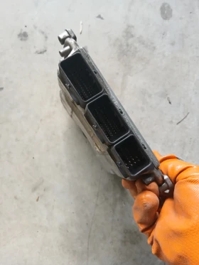 0 281 010 843 Компютър Renault Scenic RX4, снимка 3