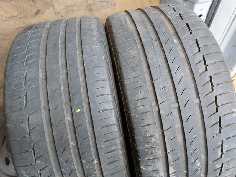 Гуми Летни 235/45R17, снимка 1 - Гуми и джанти - 37107470