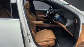 Mercedes-Benz E 300 4MATIC* AMG-LINE* DISTRONIC* ОБДУХ* 360* ХЕДЪП* , снимка 9