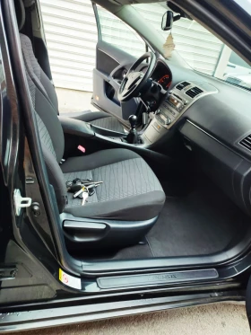 Toyota Avensis 2.0I SWISS | Mobile.bg    7