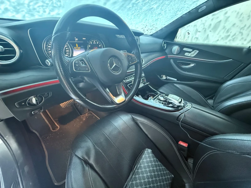 Mercedes-Benz E 300, снимка 8 - Автомобили и джипове - 52457606