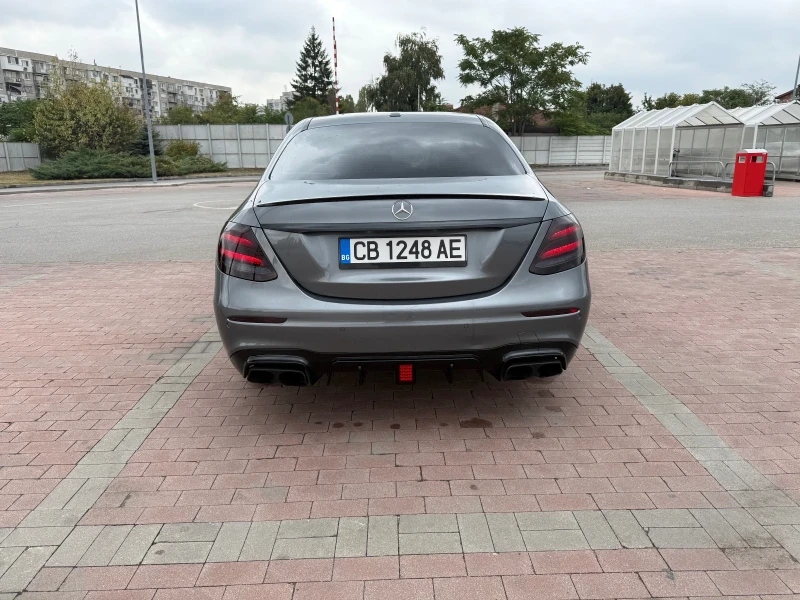 Mercedes-Benz E 300, снимка 2 - Автомобили и джипове - 52457606
