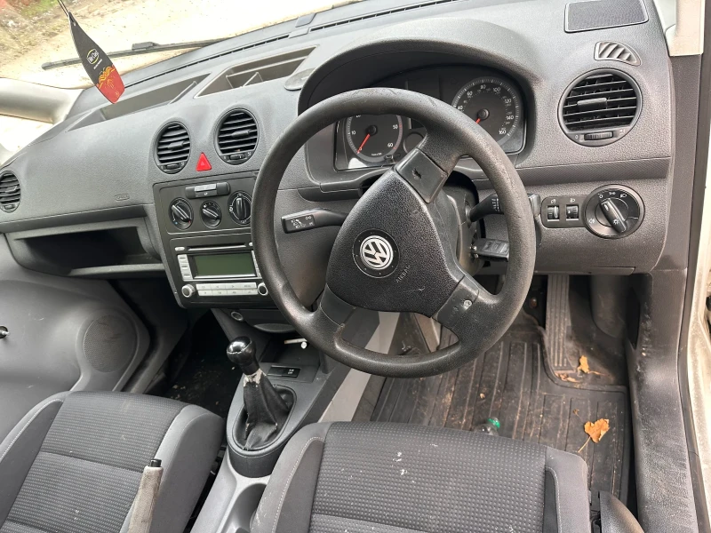 VW Caddy 2.0sdi, снимка 7 - Автомобили и джипове - 52432369
