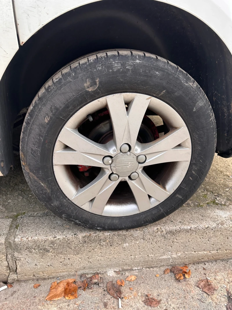 VW Caddy 2.0sdi, снимка 13 - Автомобили и джипове - 52432369