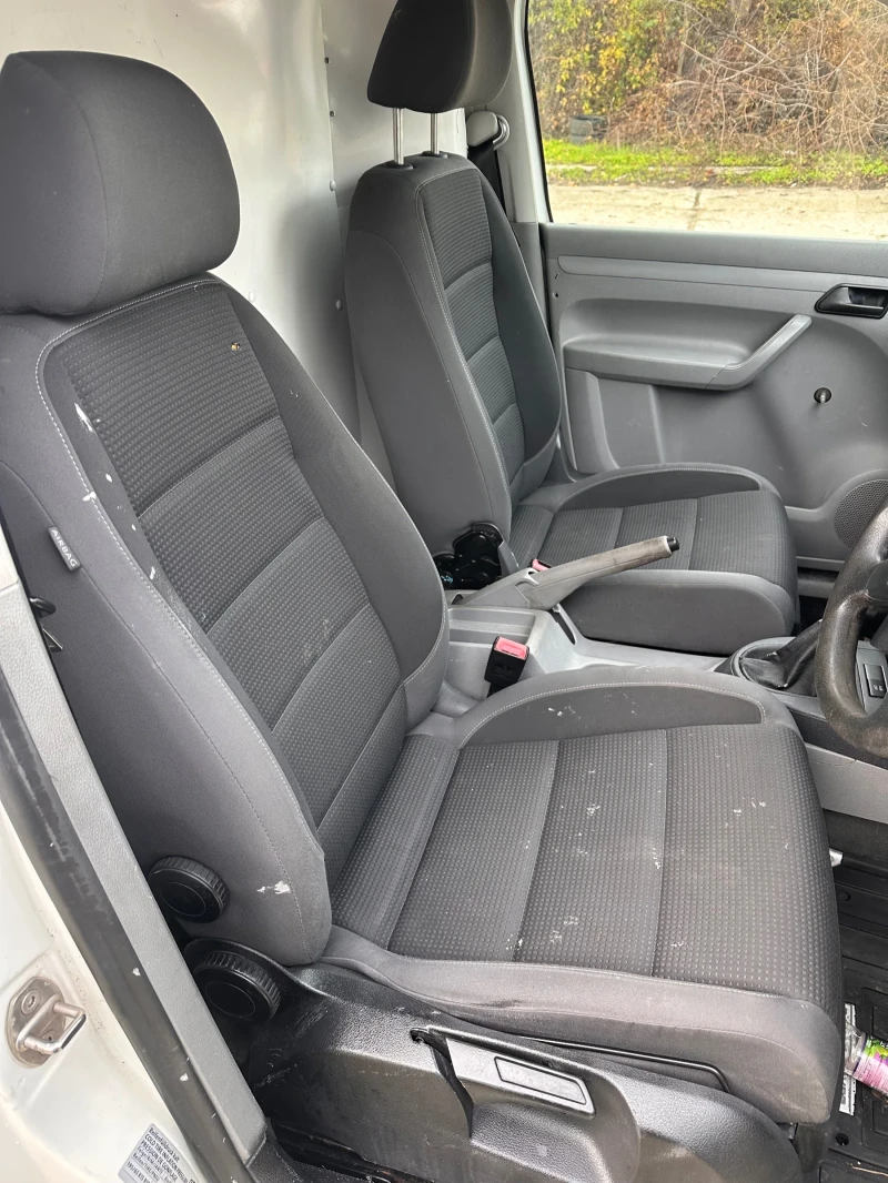 VW Caddy 2.0sdi, снимка 6 - Автомобили и джипове - 52432369