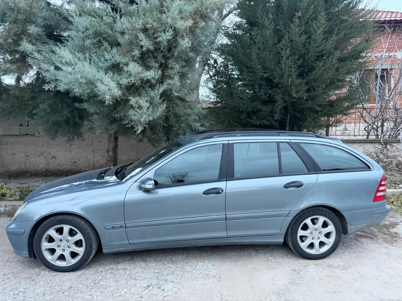 Mercedes-Benz C 200, снимка 14 - Автомобили и джипове - 52956661