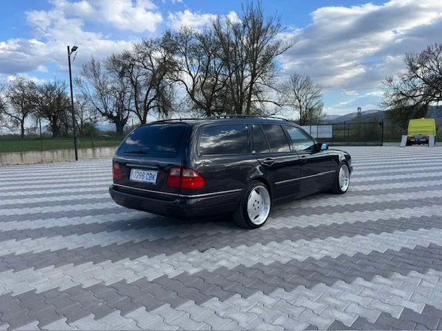 Mercedes-Benz E 420, снимка 3 - Автомобили и джипове - 54507950