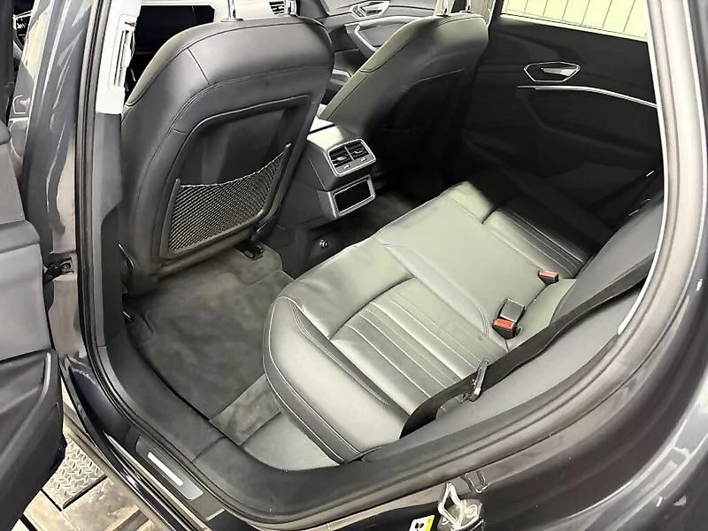 Audi E-Tron 50 Quattro 71kWh, снимка 7 - Автомобили и джипове - 56632604