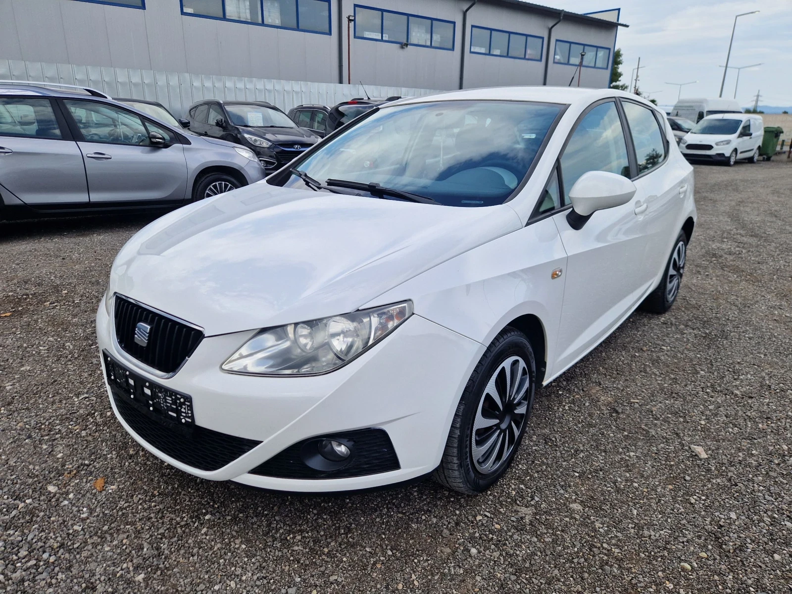 Seat Ibiza 1.6TDI 90PS. ITALIA, снимка 1