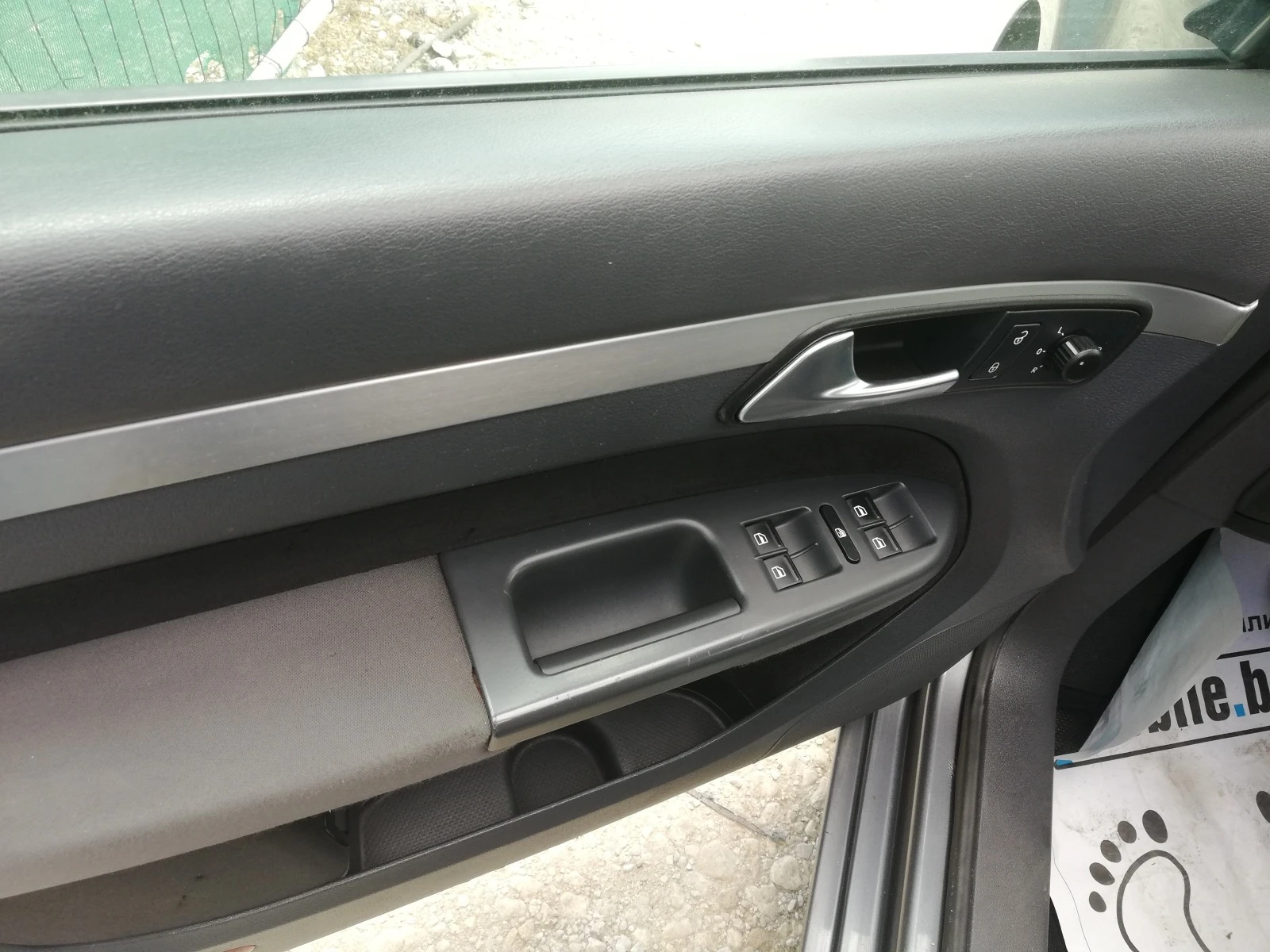 VW Touran 2.0 TDI 6ск. | Mobile.bg — изображение 11