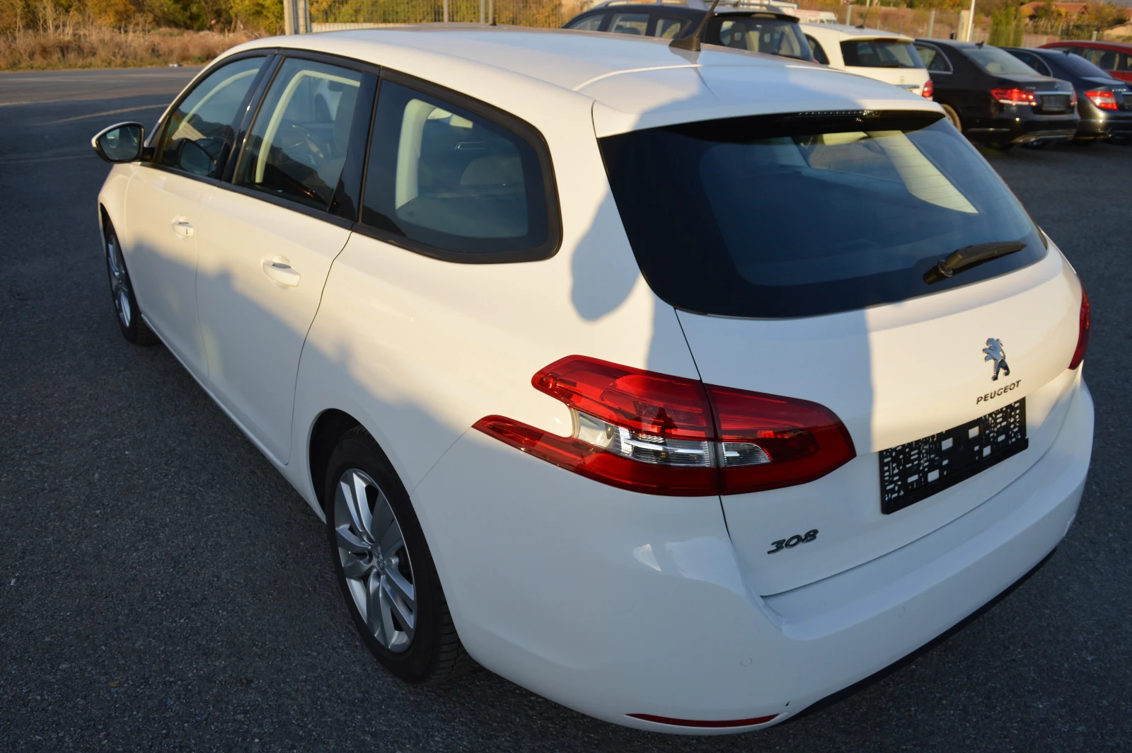 Peugeot 308 1.5Hdi-AVTOMAT-EURO6 - изображение 7