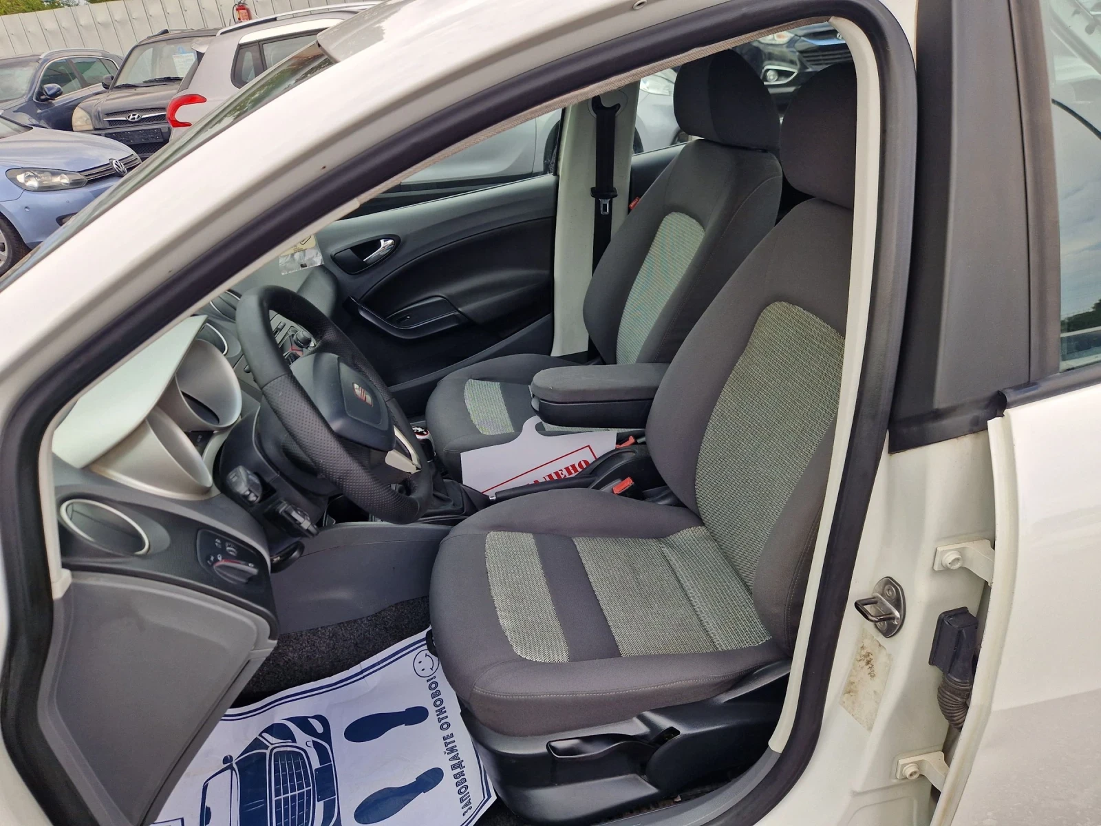 Seat Ibiza 1.6TDI 90PS. ITALIA - изображение 10