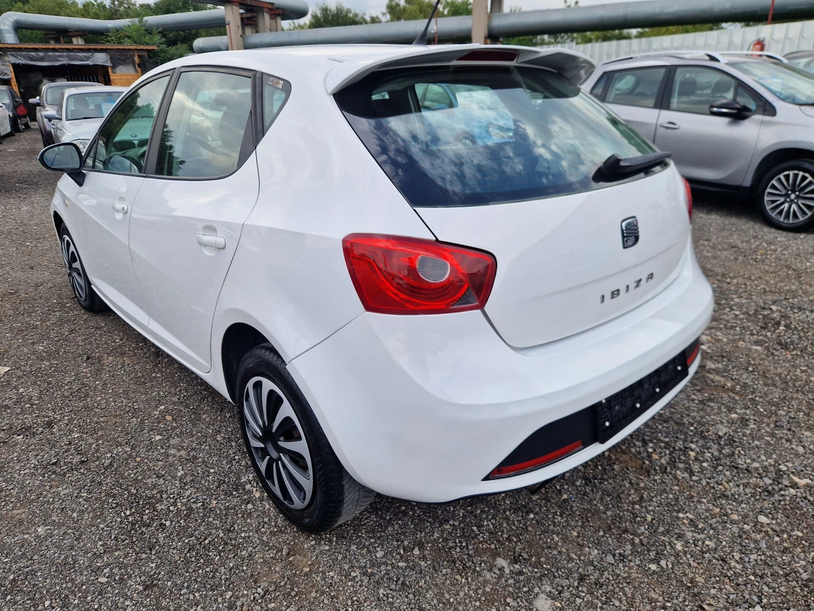 Seat Ibiza 1.6TDI 90PS. ITALIA - изображение 6