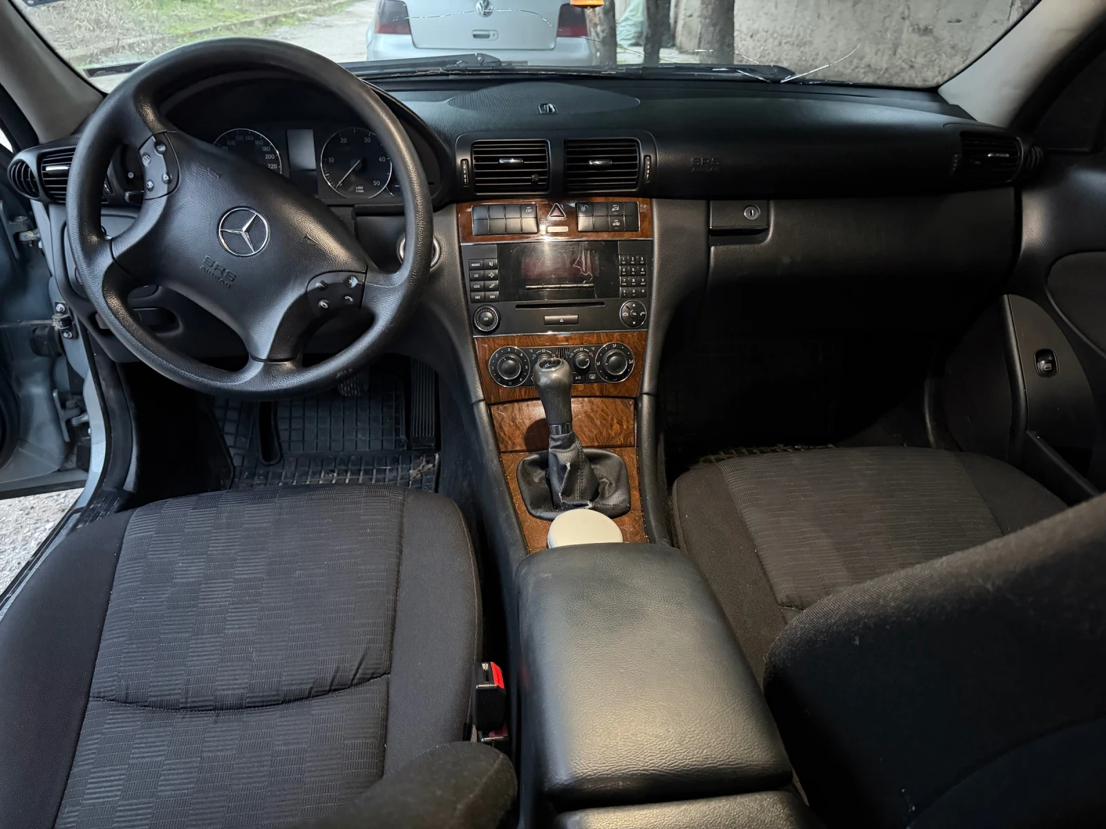 Mercedes-Benz C 200  - изображение 10