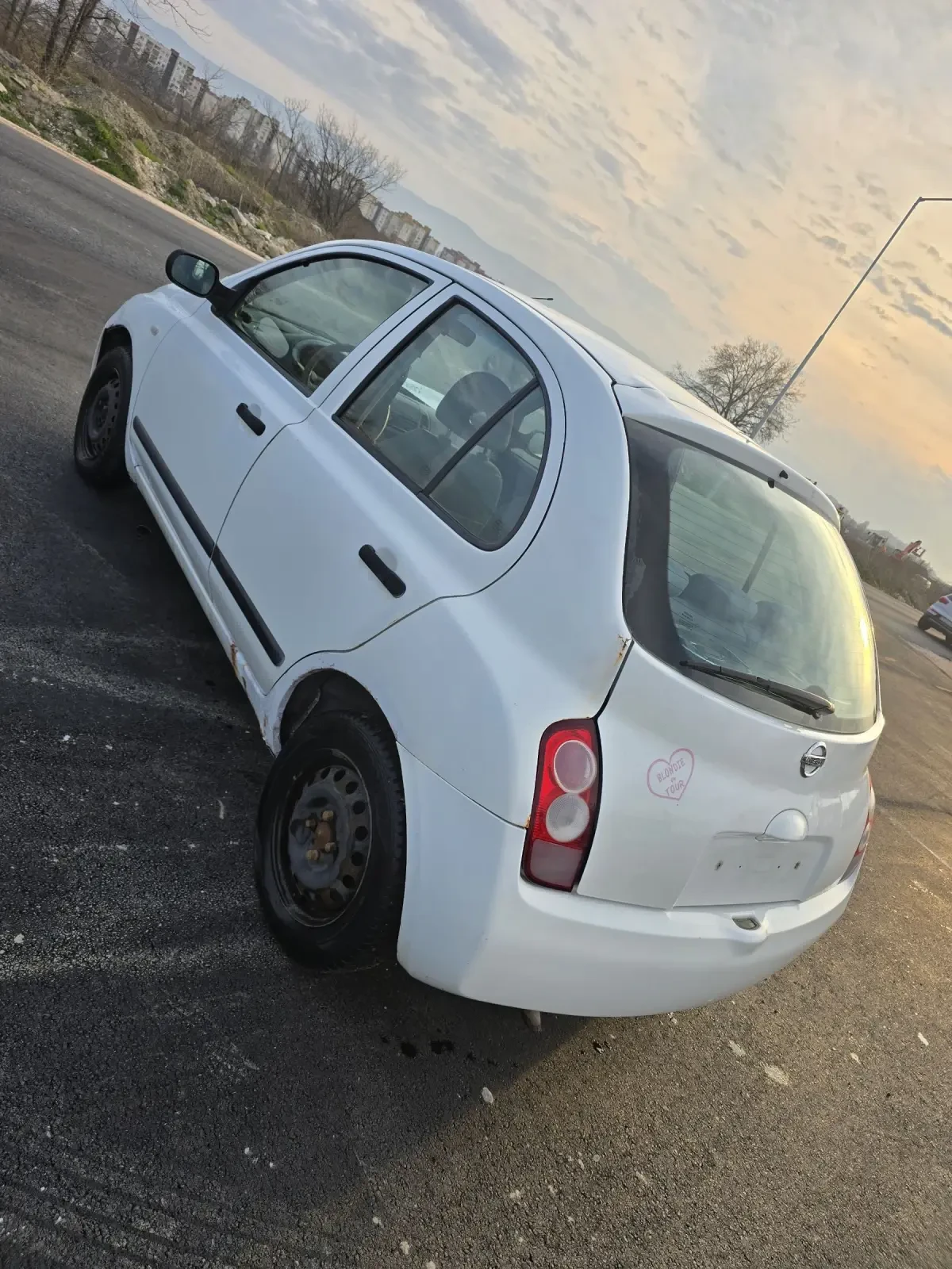 Nissan Micra 1.3 - изображение 5