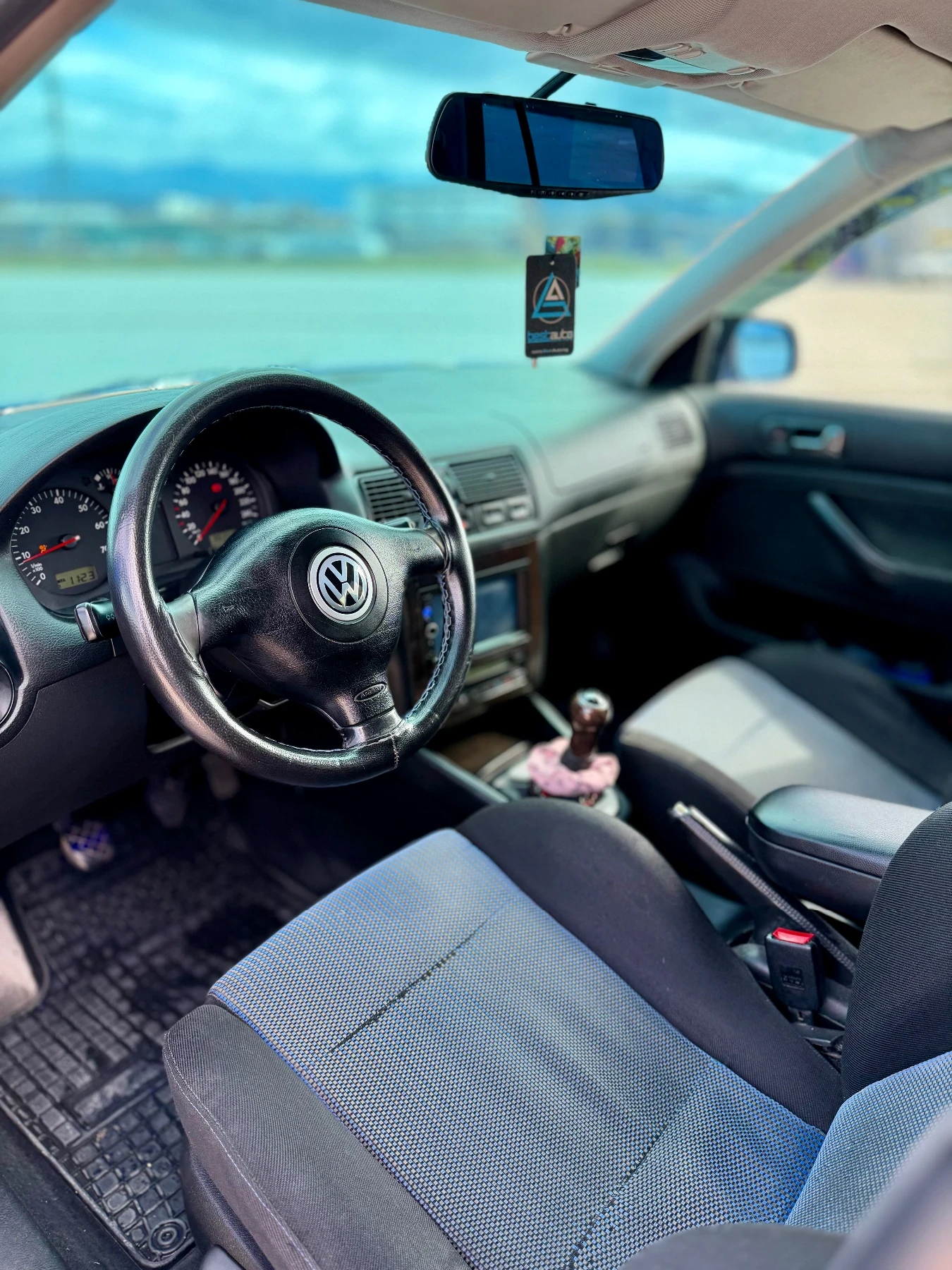 VW Golf 1.8T GTI LPG, снимка 3 - Автомобили и джипове - 53933747