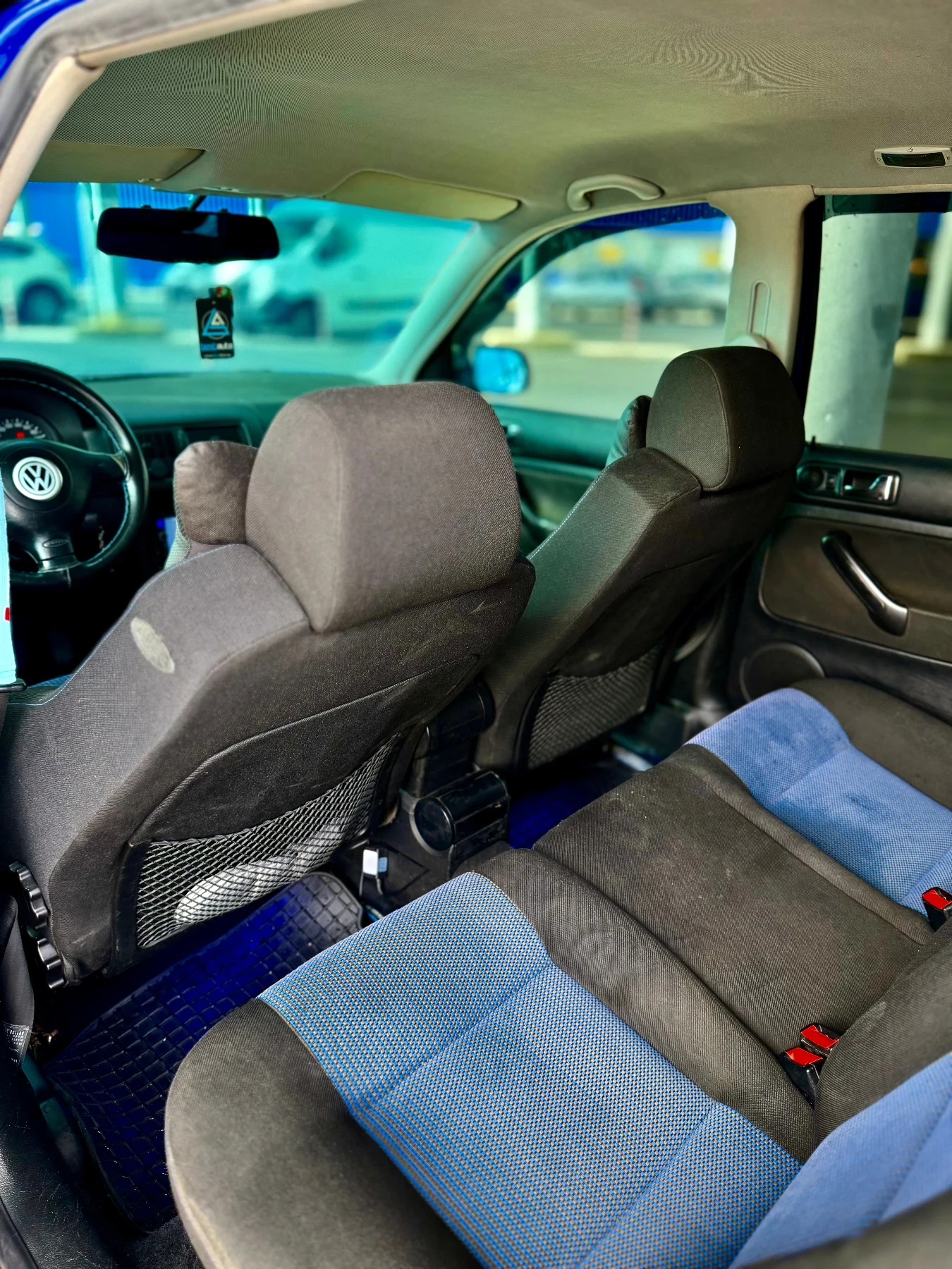 VW Golf 1.8T GTI LPG, снимка 7 - Автомобили и джипове - 53933747