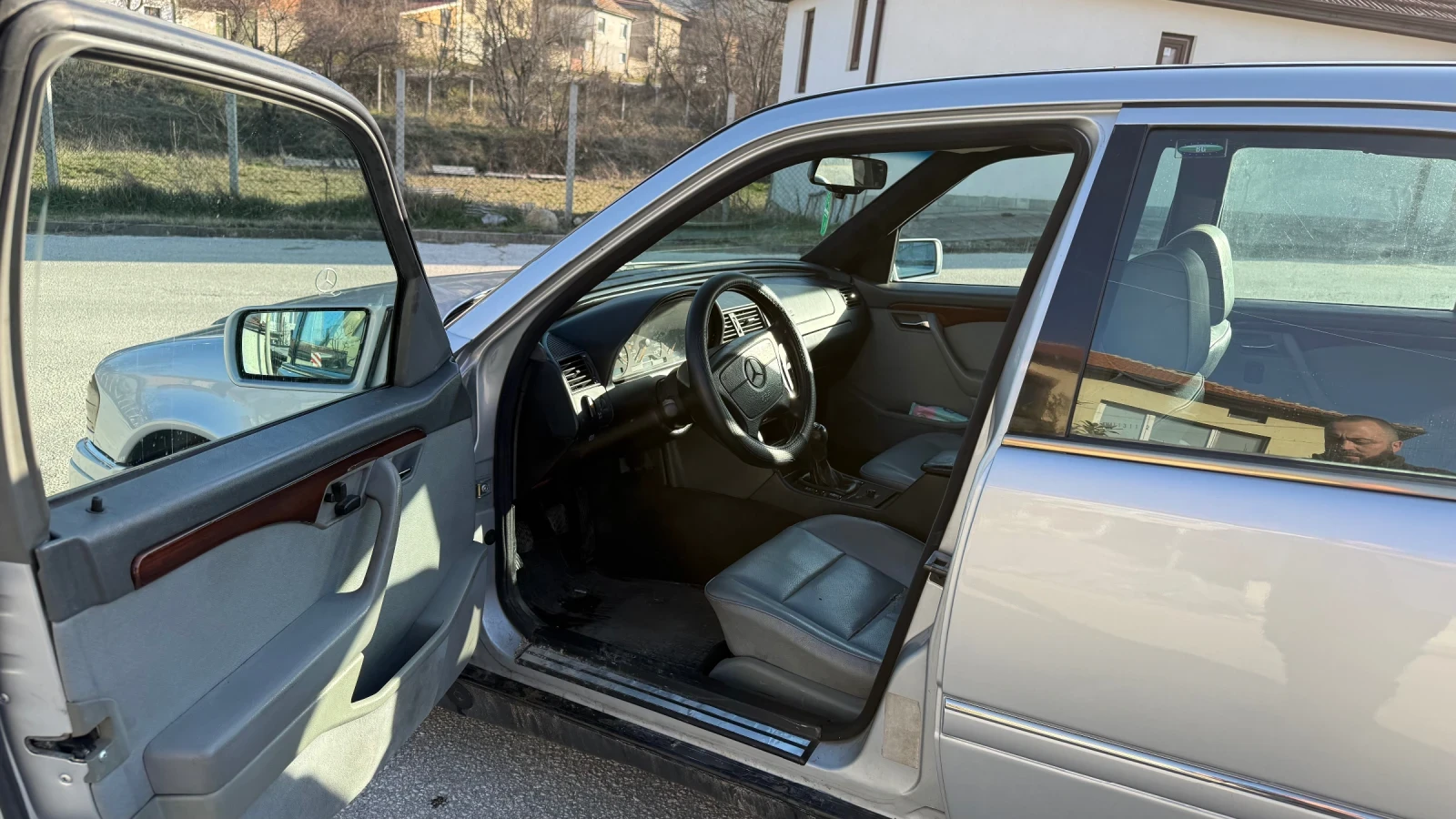 Mercedes-Benz C 250 C250td, снимка 6 - Автомобили и джипове - 54165311