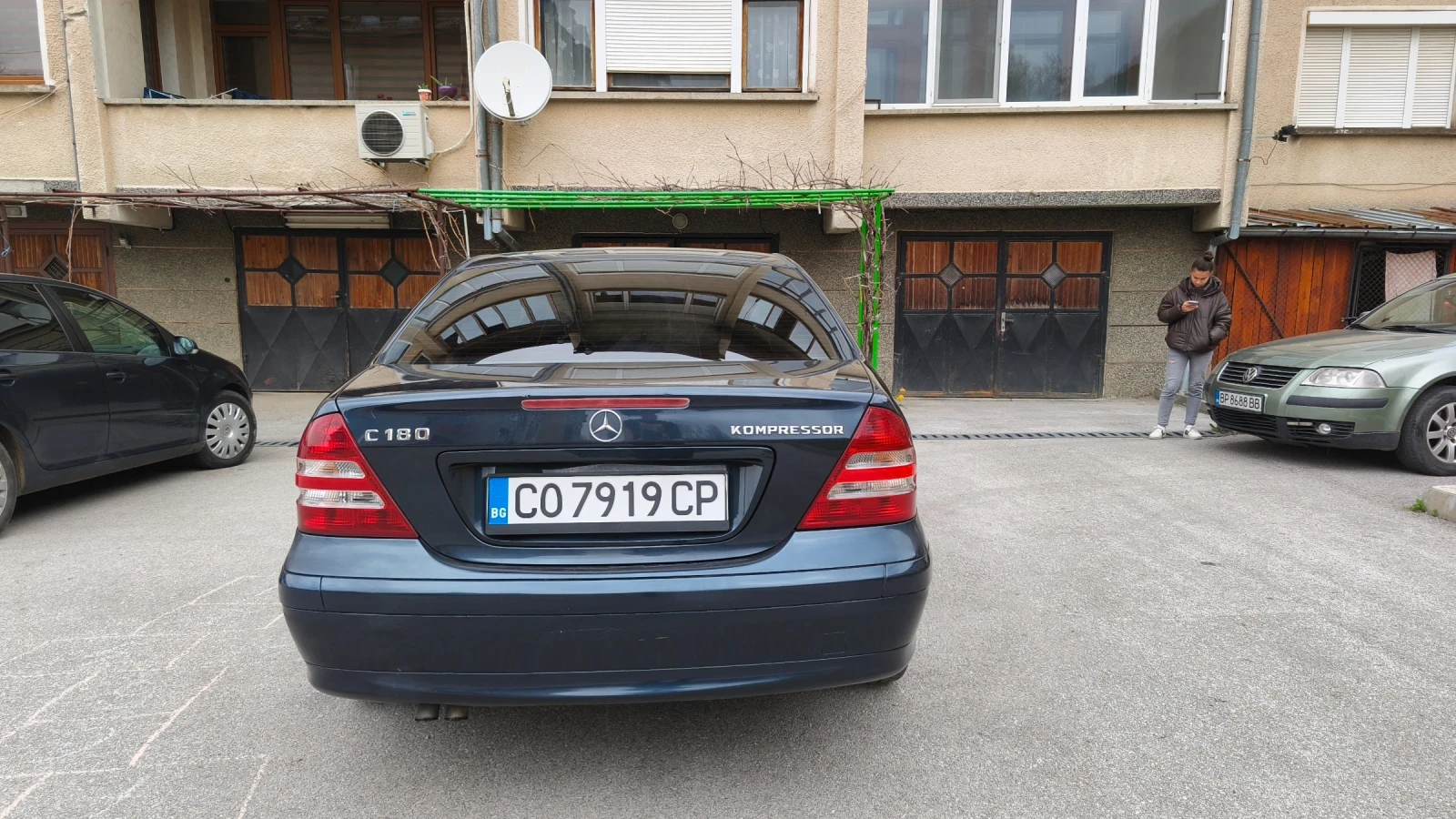 Mercedes-Benz C 180, снимка 6 - Автомобили и джипове - 54219610