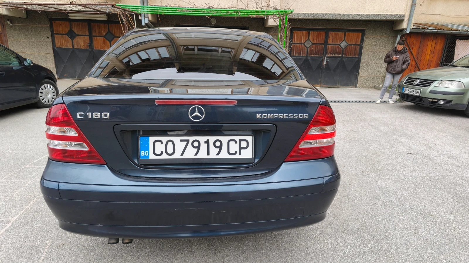 Mercedes-Benz C 180, снимка 7 - Автомобили и джипове - 54219610