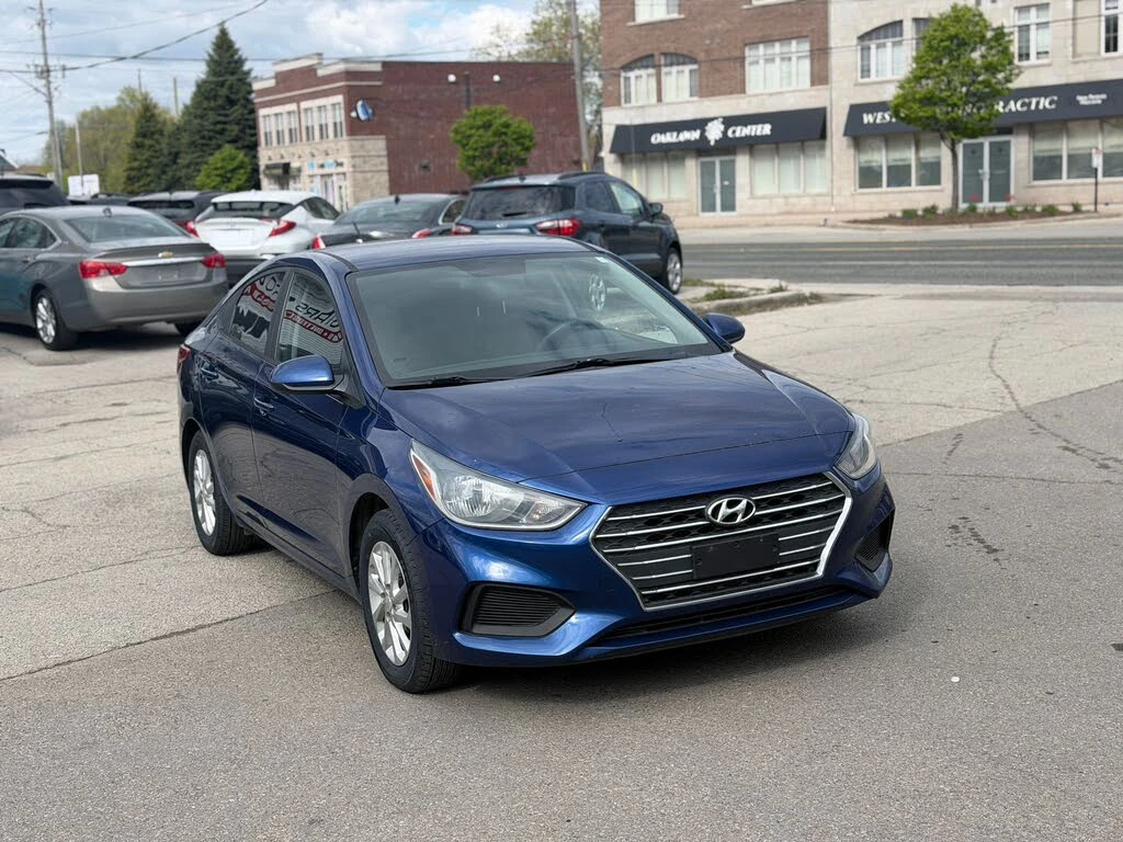 Hyundai Accent SE Sedan FWD ����������  (���� �� ��) | Mobile.bg � ����������� 1